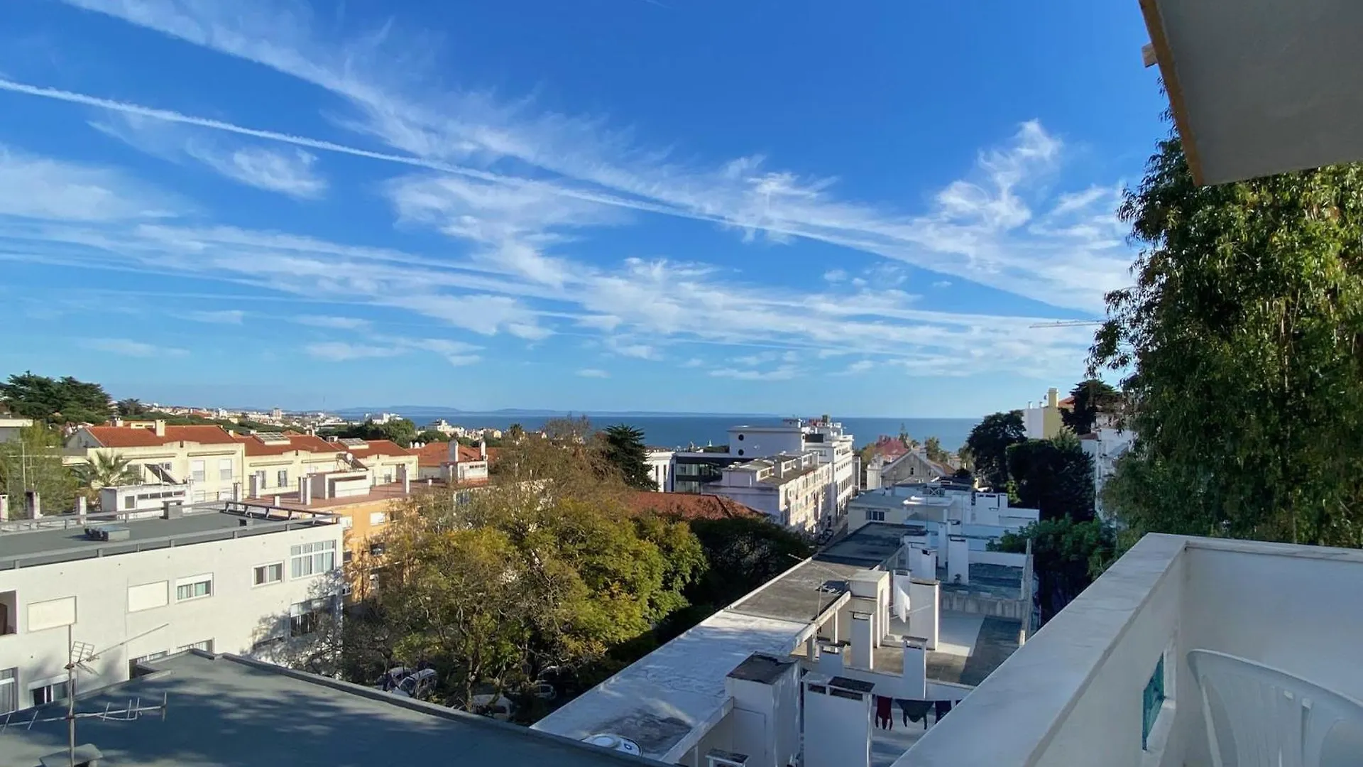Estoril Nice View & Location - 4 People Apartment