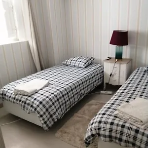  Apartment Luxurious Triplex Near The Beach In
